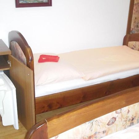 Pension Karolina Trnava Екстер'єр фото