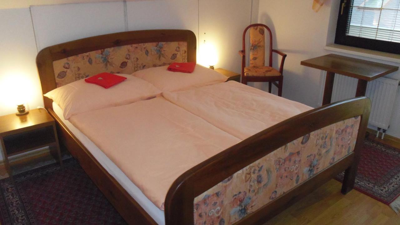 Pension Karolina Trnava Екстер'єр фото